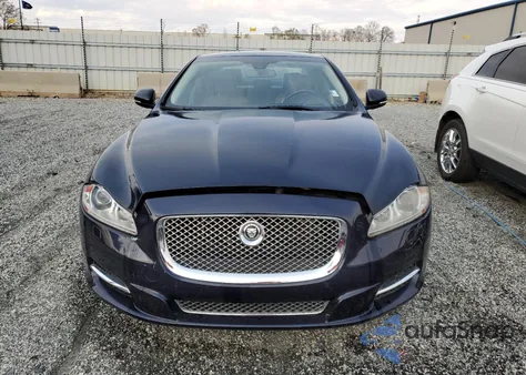 2013 Jaguar Xj z USA, uszkodzony, nr VIN SAJWA1C7XD8V43502